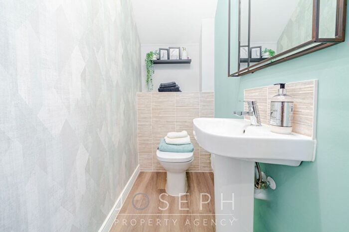 2 Bedroom Semi-Detached House For Sale In Hummingbird Drive, Stowmarket, IP14