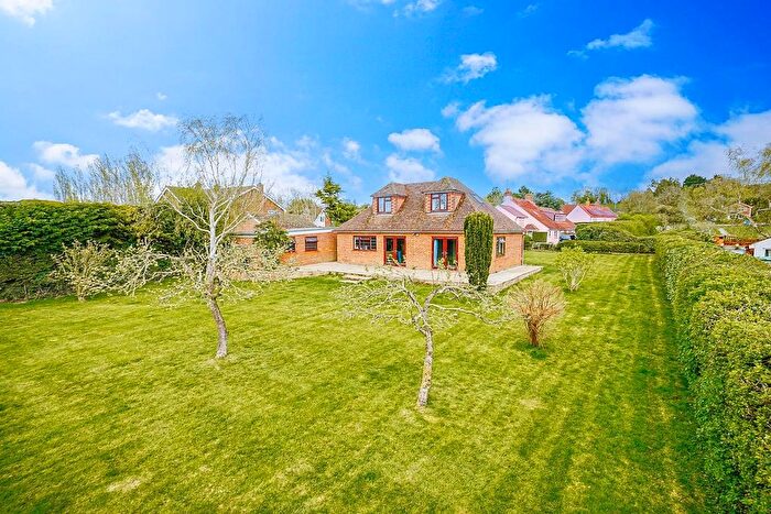 5 Bedroom Detached House For Sale In Gaddesden Turn, Great Billington, Leighton Buzzard, LU7