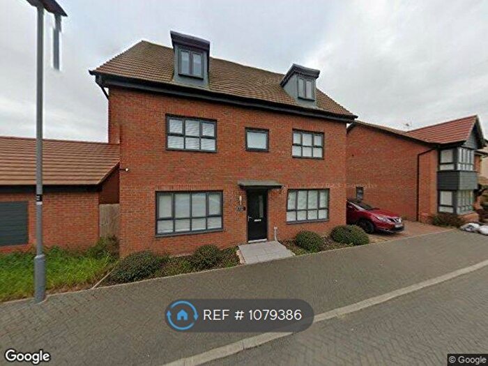5 Bedroom Detached House To Rent In Friesland Avenue, Whitehouse, Milton Keynes, MK8