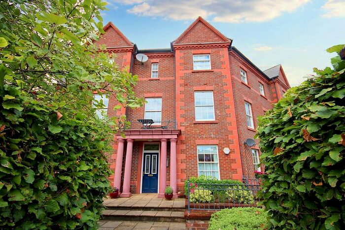 2 Bedroom Flat To Rent In Pewterspear Green Road, Appleton, Warrington, WA4