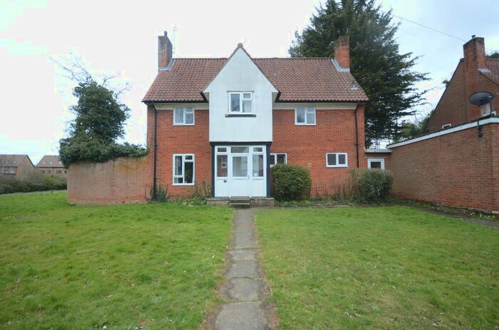 4 Bedroom Detached House To Rent In Biggs Lane, Arborfield, Reading, RG2