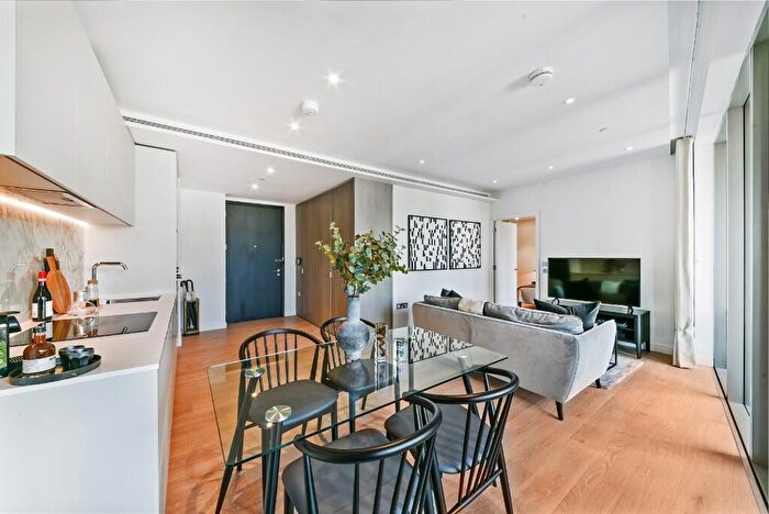 1 Bedroom Apartment To Rent In Water Street, London, E14