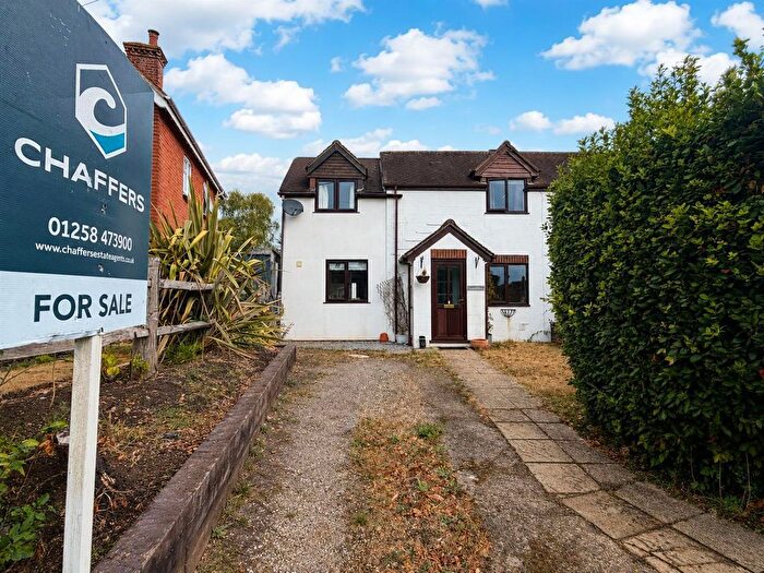 4 Bedroom End Of Terrace House For Sale In Rixon, Sturminster Newton, DT10