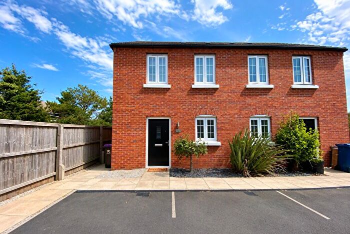 2 Bedroom House To Rent In Birch Close, Aslockton, NG13