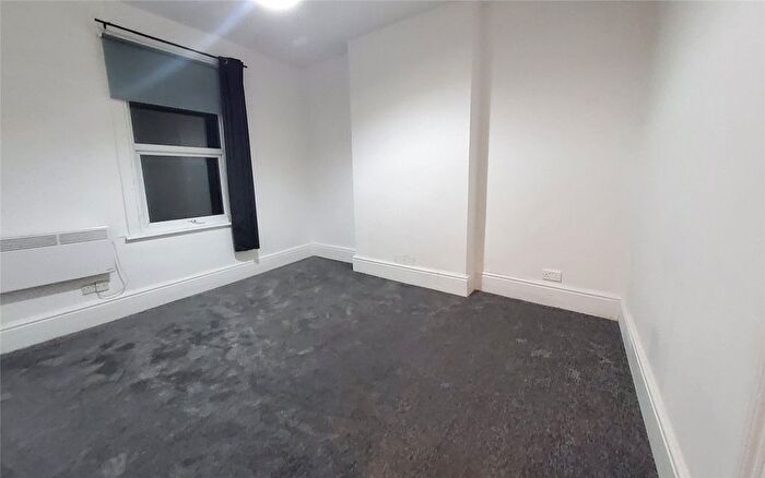 Studio To Rent In Vaughan Road, Harrow, HA1