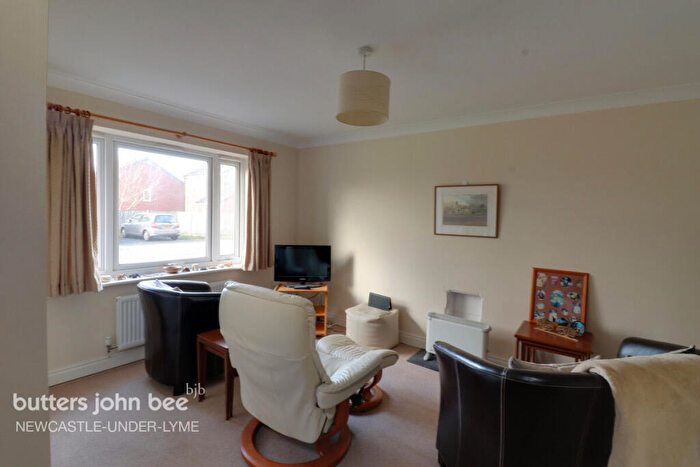 2 Bedroom End Of Terrace House For Sale In Plantation Park, Newcastle, ST5