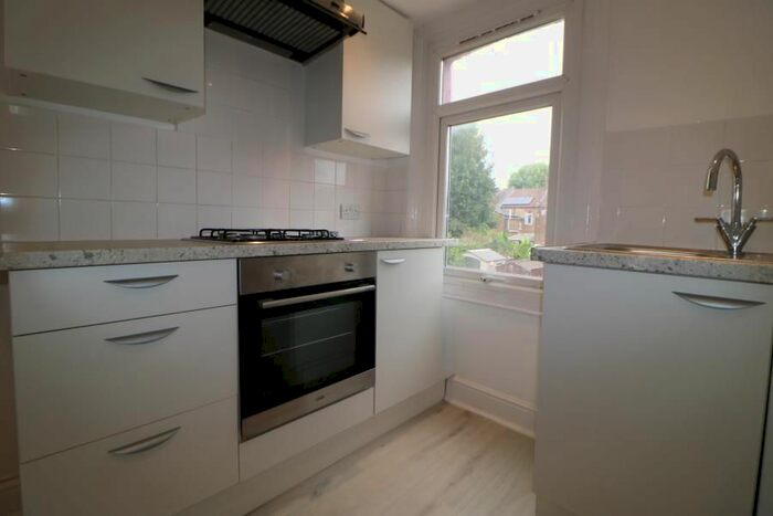 1 Bedroom Flat To Rent In Westminster Road, Edmonton, N9