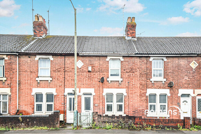 2 Bedroom House To Rent In Rodbourne Road, Swindon, SN2