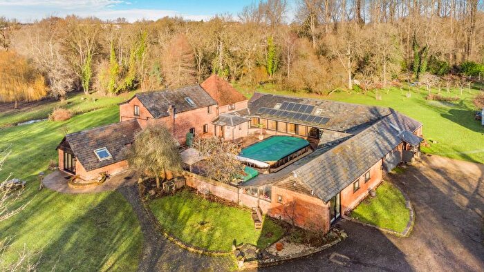 6 Bedroom Detached House For Sale In Watergate Lane, Bulford, Salisbury, SP4