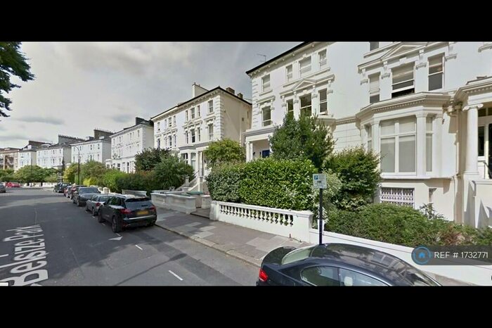 Studio To Rent In Belsize Park, London, NW3