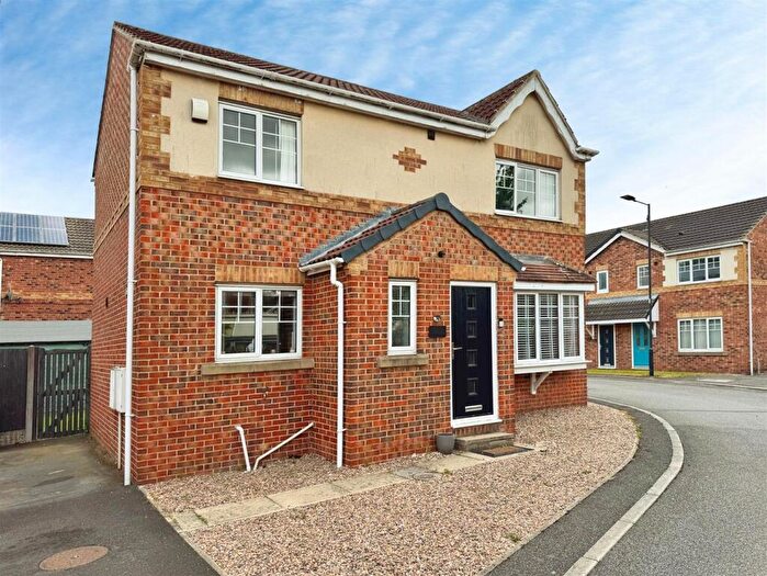 3 Bedroom Detached House For Sale In Cusworth Grove, Rossington, Doncaster, DN11