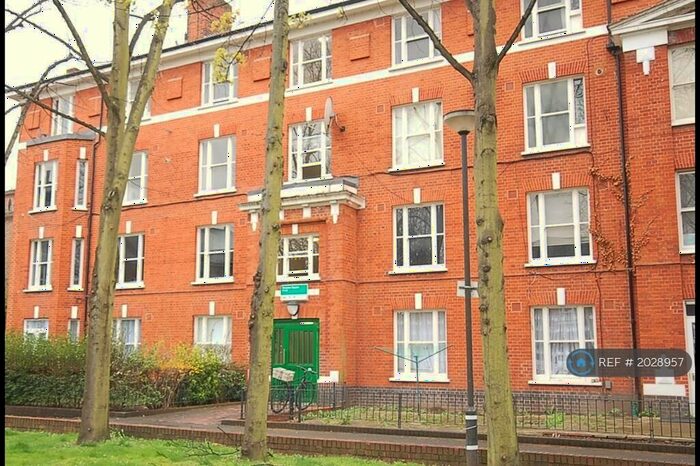 1 Bedroom Flat To Rent In Taverner Square, Islington, N5
