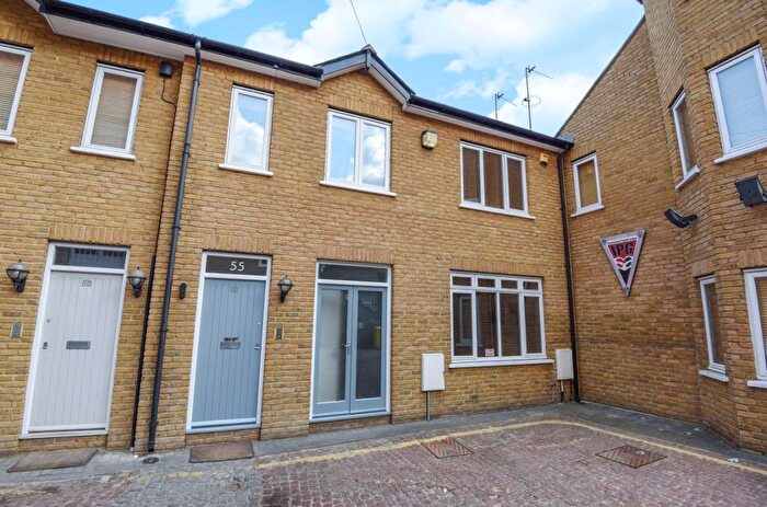 3 Bedroom Terraced House To Rent In The Broadway, Wimbledon, London, SW19