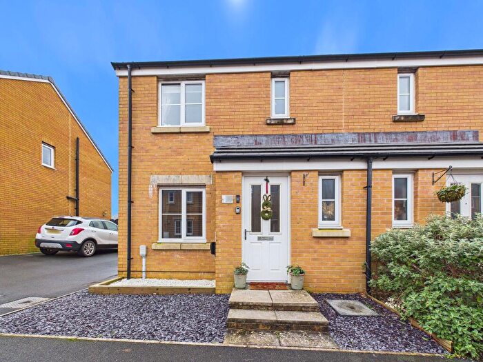 3 Bedroom Semi Detached House For Sale In Maes Yr Odyn, Narberth, SA67