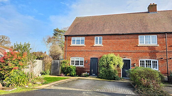 2 Bedroom End Of Terrace House For Sale In Maidas Way, Aldermaston, RG7