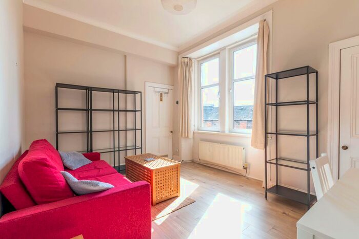 1 Bedroom Flat To Rent In St Leonards Bank, Edinburgh, EH8