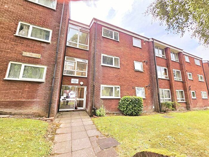1 Bedroom Apartment For Sale In Bellingham Court, Gravelly Hill, Erdington, Birmingham, B23