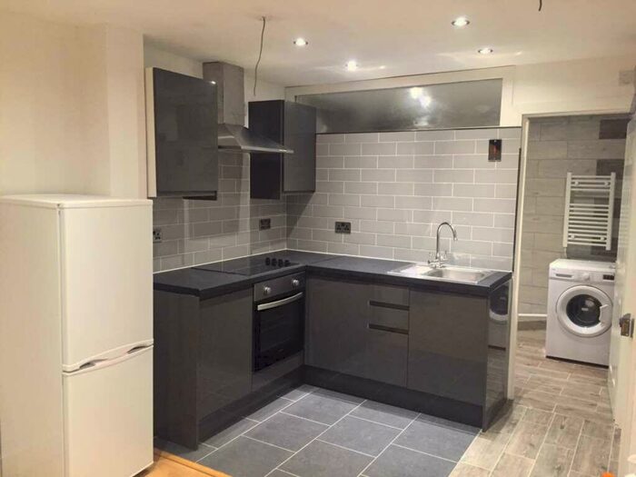 Studio To Rent In Cowley Road, East Oxford, OX4