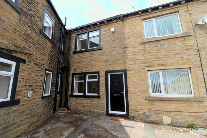 2 Bedroom Terraced House To Rent In Greens Square, Pellon, Halifax HX2