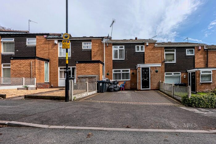 3 Bedroom Semi-Detached House To Rent In Charlotte Road, Edgbaston, B15