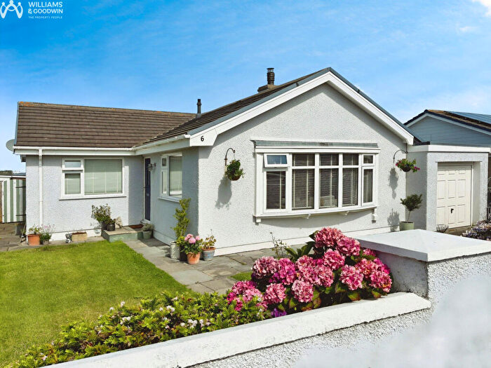 3 Bedroom Detached Bungalow For Sale In Bryn Afon, Valley, Anglesey, LL65