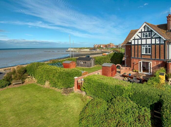 5 Bedroom End Of Terrace House To Rent In Domneva Road, Westgate-On-Sea, CT8