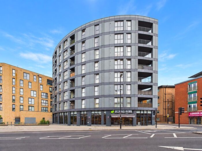 2 Bedroom Flat For Sale In Bensham Lane, Croydon, CR0