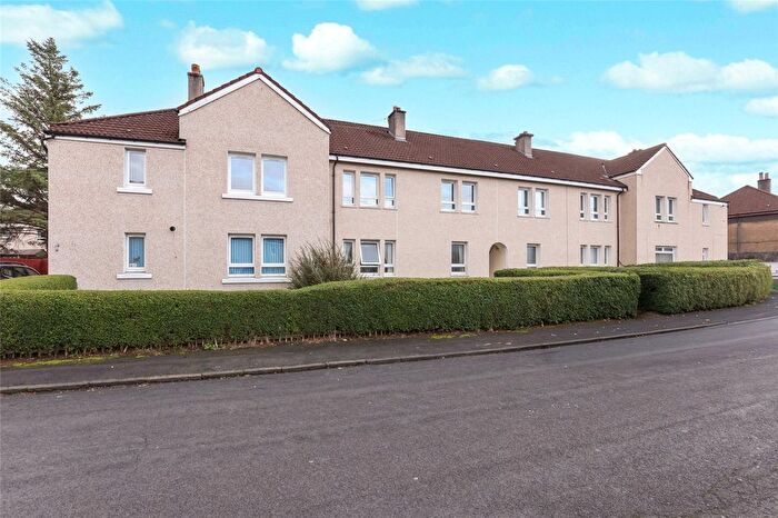 2 Bedroom Flat For Sale In Cluny Drive, Paisley, Renfrewshire, PA3