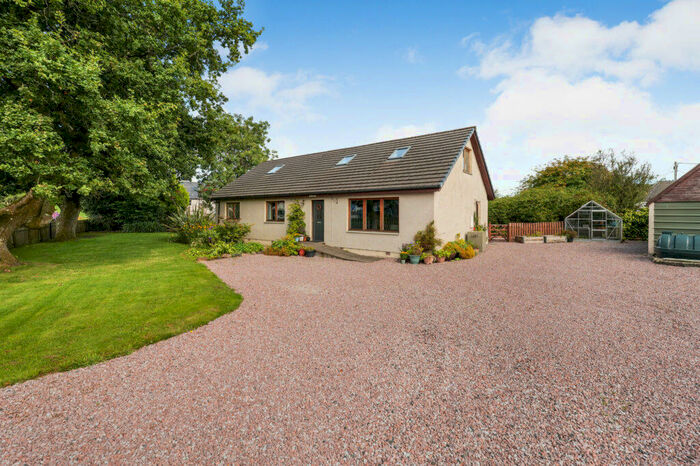 5 Bedroom Detached House For Sale In An Darrach, Upper Riochan, Inveraray, Argyll, PA32