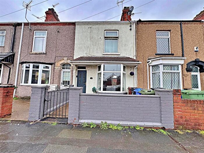 3 Bedroom Terraced House For Sale In Convamore Road, Grimsby, N.E. Lincs, DN32