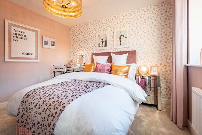 4 Bedroom Detached House For Sale In Grand Union Road Market Harborough, LE16