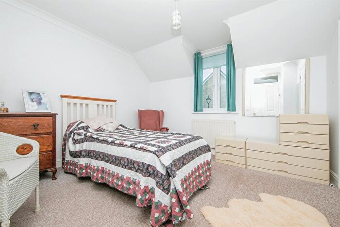 2 Bedroom End Of Terrace House For Sale In Meadow Lane, Sudbury, CO10