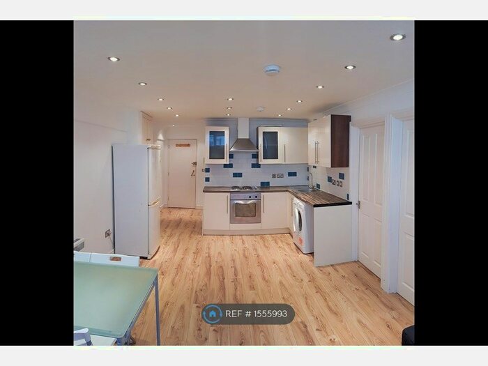 2 Bedroom Flat To Rent In London Street, Reading, RG1