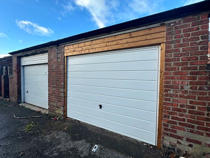 Garage / Parking To Rent In Levens Grove, Blackpool, FY1