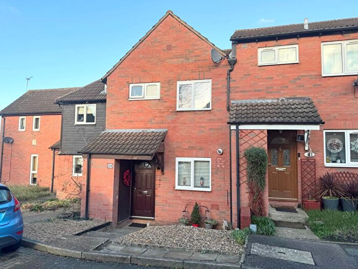 3 Bedroom Terraced House For Sale In Rodgers Close, Elstree, WD6