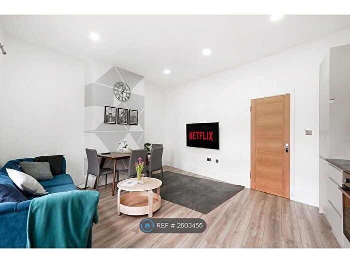 3 Bedroom Flat To Rent In St. Anns Road, Harrow, HA1