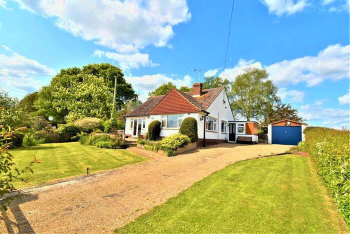 3 Bedroom Property To Rent In Susans Hill, Woodchurch, TN26