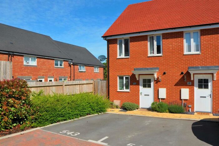 2 Bedroom End Of Terrace House To Rent In Bailey Close, Locksbridge Park, SP11