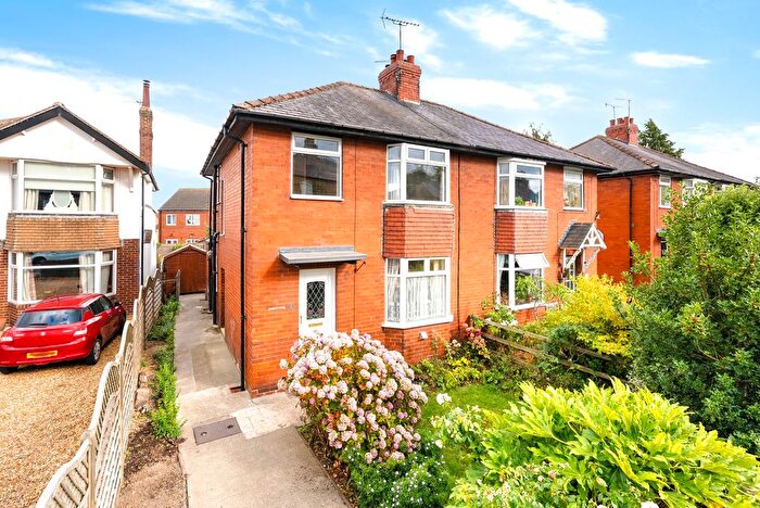 3 Bedroom Semi-Detached House For Sale In Ripon Road, Killinghall, HG3