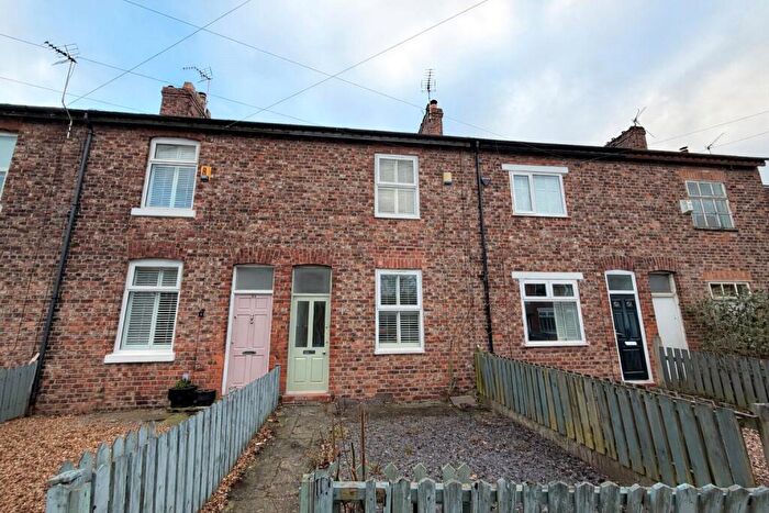 3 Bedroom Terraced House For Sale In Henwood Road, Withington, M20