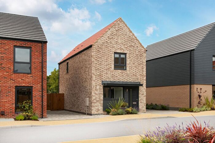 2 Bedroom Detached House For Sale In Babraham Crescent, Cambridge, CB1