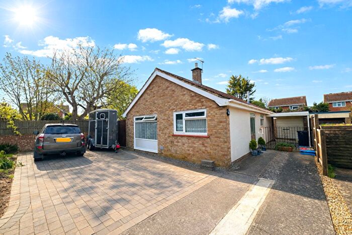 2 Bedroom Bungalow For Sale In Balmoral Drive, Burnham-On-Sea, Somerset, TA8