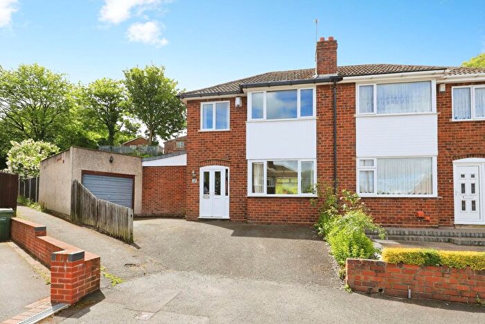3 Bedroom Semi Detached House For Sale In Oldfield Road, Hurst Hill, WV14