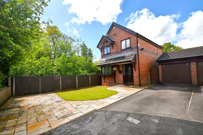 3 Bedroom Detached House For Sale In Bexhill Drive, Leigh, WN7