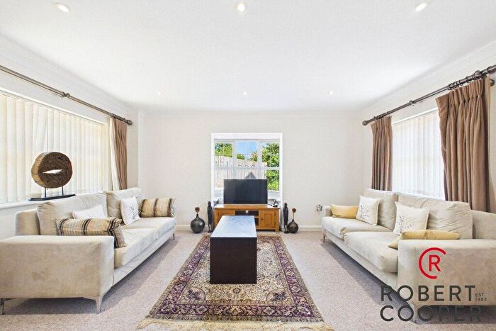 3 Bedroom Detached House For Sale In Aspen Grove, Pinner, HA5