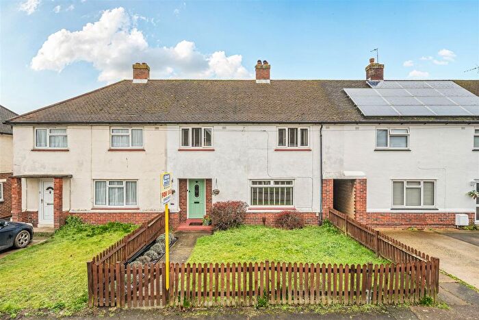 3 Bedroom Terraced House For Sale In Plains Avenue, Maidstone, ME15