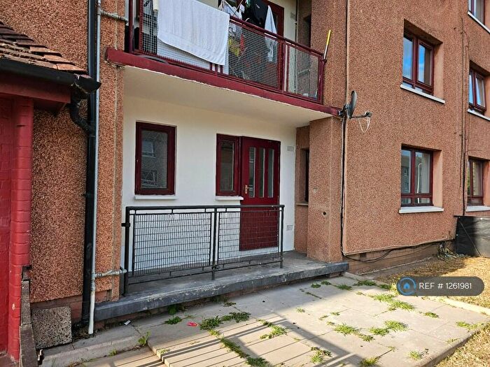 2 Bedroom Flat To Rent In Fintryside, Dundee, DD4