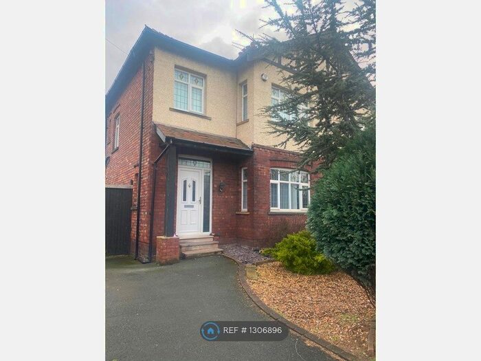3 Bedroom Semi-Detached House To Rent In Mersey Road, Crosby, Liverpool L23