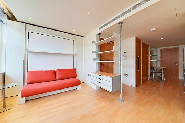 Studio To Rent In Chancery Lane, London, WC2A