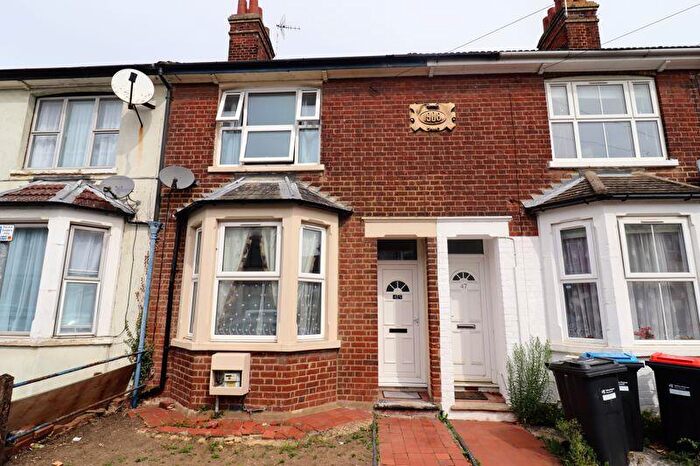 2 Bedroom Terraced House For Sale In Osborne Street, Bletchley, Milton Keynes, MK2